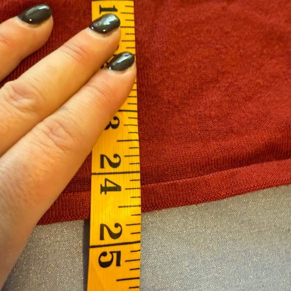 The Limited Women's Red Crew Neck Sweater - Picture 5 of 6